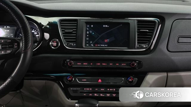 Kia The New Carnival 2018 Белый из Кореи, фото 5