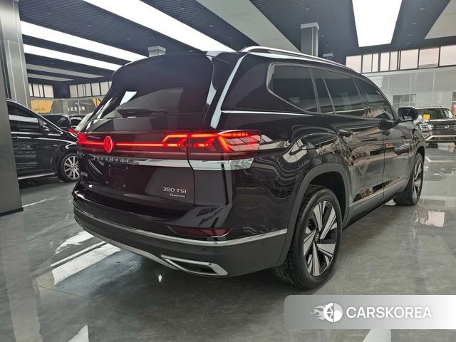 Volkswagen Teramont 2024 Черный из Китая, фото 5