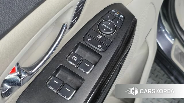 Kia The New Carnival 2019 Серый из Кореи, фото 5