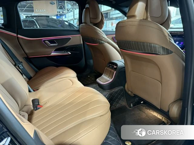 Mercedes-Benz E-Class 2024 Другой из Китая, фото 5