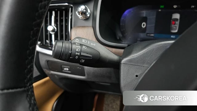 Volvo S90 2023 Черный из Кореи, фото 5