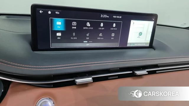 Genesis GV70 2023 Белый из Кореи, фото 5