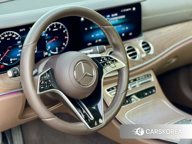 Mercedes-Benz E-Class 2023 Зеленый из Китая, фото 5