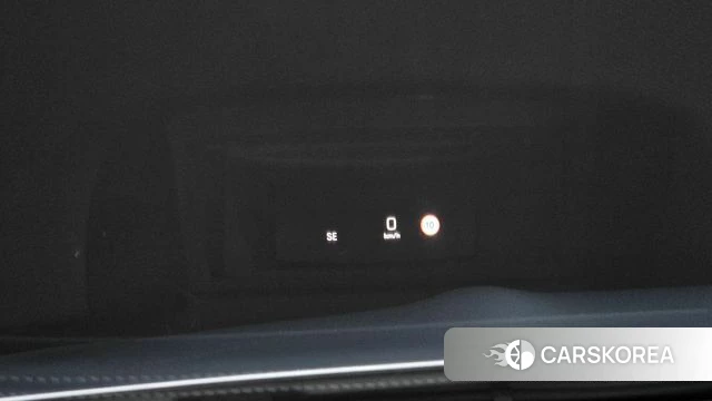 Mercedes-Benz E-Class W213 2018 Светло-серебряный цвет из Кореи, фото 5