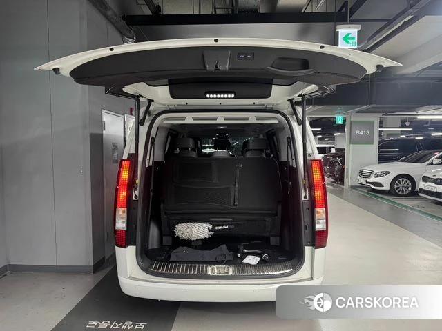 Hyundai Staria 2024 Белый из Кореи, фото 5