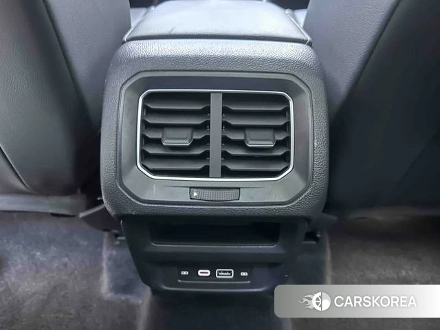 Volkswagen Tiguan L 2023 Белый из Китая, фото 5