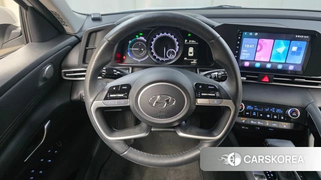 Hyundai Avante Hybrid (CN7) 2023 Белый из Кореи, фото 5