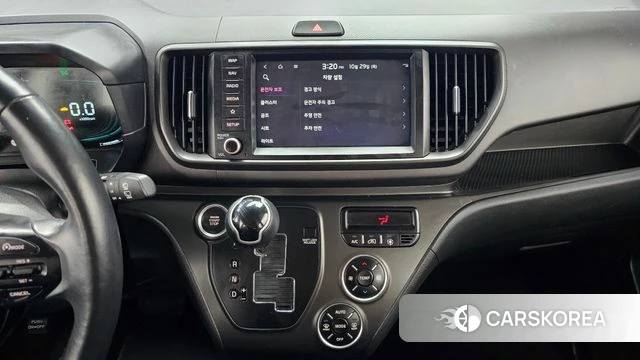 Kia The New Kia Ray 2023 Белый из Кореи, фото 5