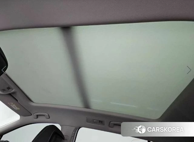 Volkswagen Tiguan Allspace 2023 Белый из Кореи, фото 5