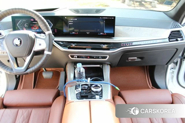 BMW X7 (G07) 2023 Белый из Кореи, фото 5