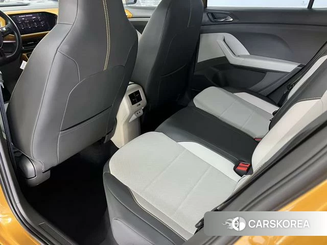 Volkswagen T-Cross 2021 Желтый из Китая, фото 5