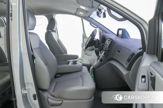 Hyundai The New Grand Starex 2019 Серебряный из Кореи, фото 5