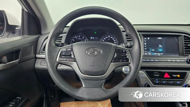 Hyundai Avante AD 2018 Белый из Кореи, фото 5