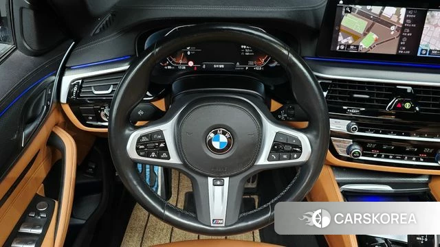 BMW 5 Series (G30) 2022 Черный из Кореи, фото 5