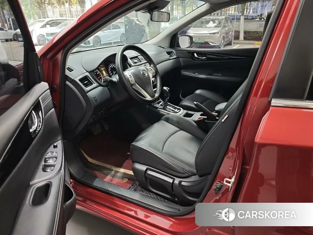 Nissan Tiida 2022 Красный из Китая, фото 5