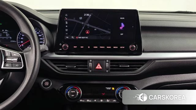 Kia The New K3 2nd generation 2021 Белый из Кореи, фото 5