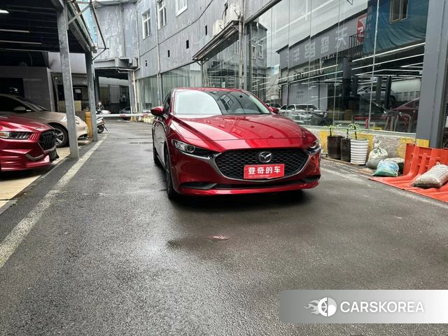 Mazda 3 2020 Красный из Китая, фото 5