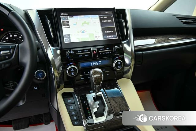 Toyota Alphard 2022 Белый из Китая, фото 5