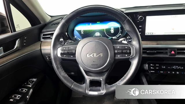 Kia K5 3rd generation 2023 Черный из Кореи, фото 5