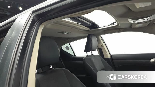 Lexus CT200h 2018 Белый из Кореи, фото 5