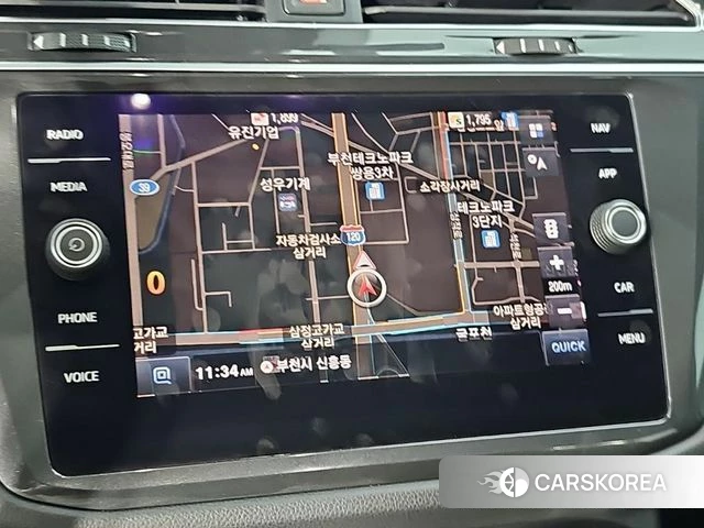 Volkswagen Tiguan second Generation 2018 Серебряный из Кореи, фото 5