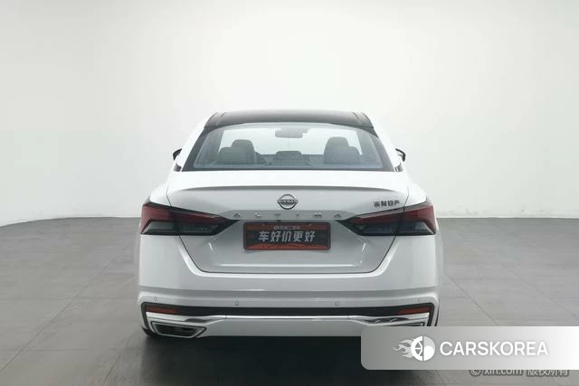 Nissan Altima 2024 Белый из Китая, фото 5