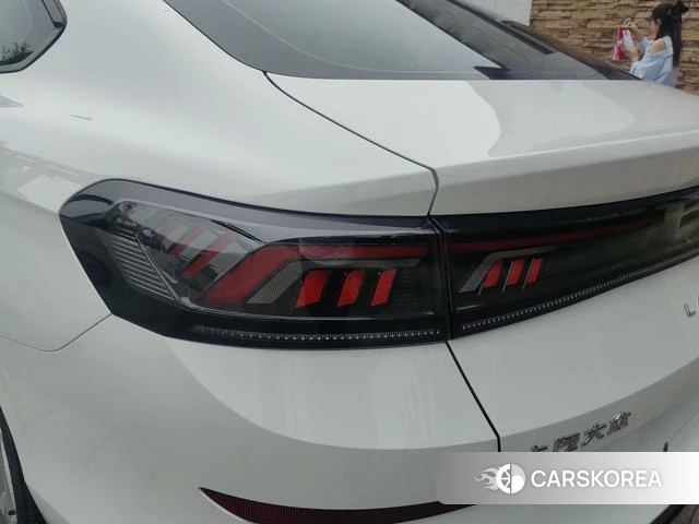 Volkswagen Lamando 2023 Белый из Китая, фото 5