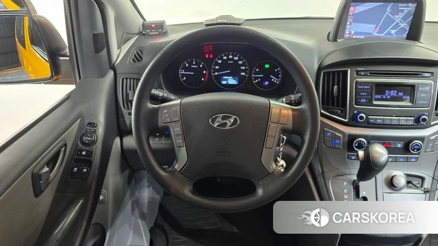 Hyundai Grand Starex 2018 Желтый из Кореи, фото 5