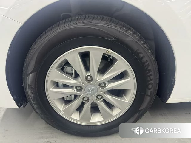 Hyundai Celesta 2021 Белый из Китая, фото 5