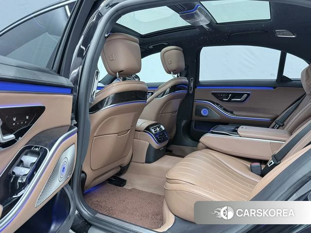 Mercedes-Benz S-Class 2023 Черный из Китая, фото 5