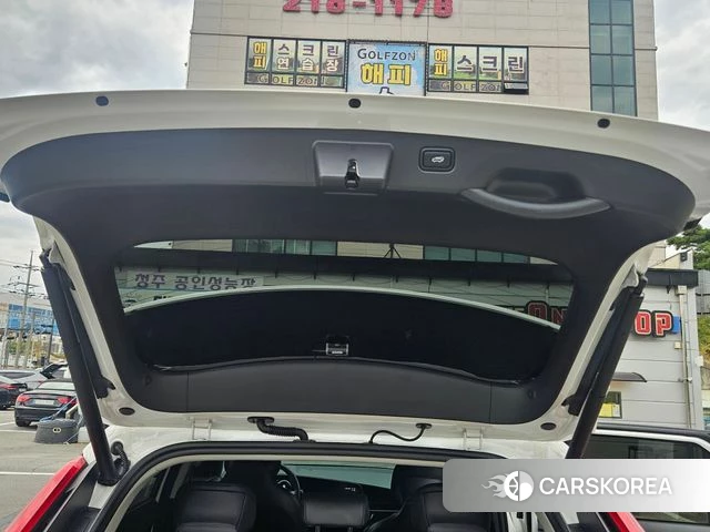 Kia Di Ol Nu Niro 2025 Белый из Кореи, фото 5