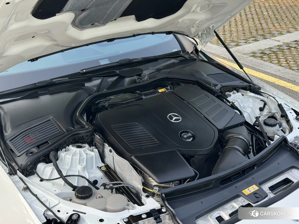 Mercedes-Benz C-class 2024 Белый из Китая, фото 5