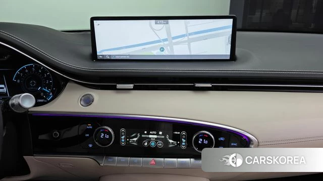 Genesis GV70 2023 Белый из Кореи, фото 5