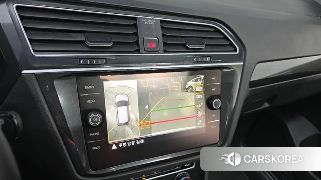 Volkswagen Tiguan second Generation 2018 Белый из Кореи, фото 5
