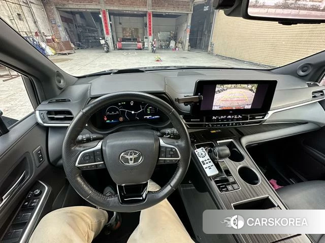 Toyota Granvia 2023 Черный из Китая, фото 5