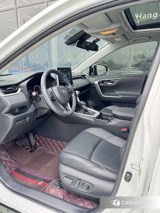 Toyota Wildlander 2022 Белый из Китая, фото 5