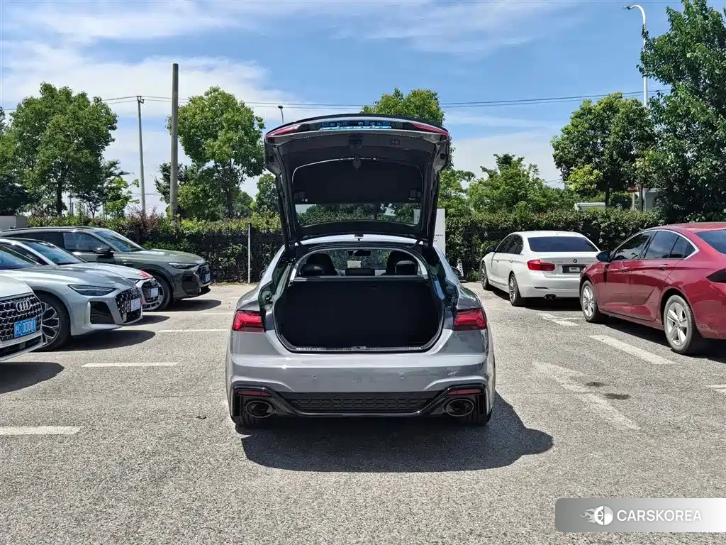 Audi A5 2024 Silver/gray из Китая, фото 5