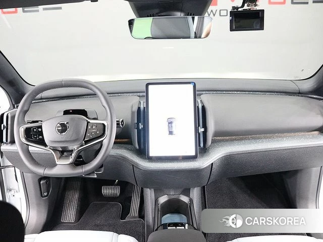 Volvo EX30 2025 Белый из Кореи, фото 5