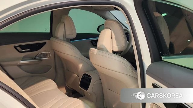 Mercedes-Benz E-Class W214 2026 Белый из Кореи, фото 5