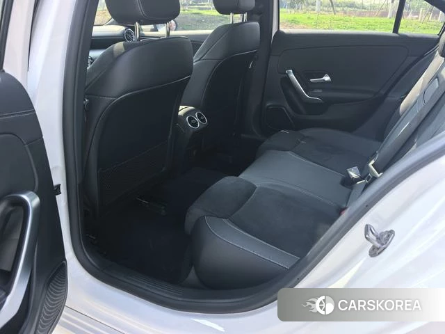 Mercedes-Benz A-Class 2022 Белый из Китая, фото 5