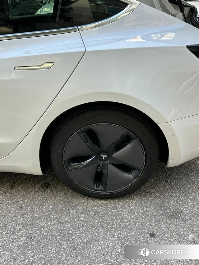 Tesla Model 3 2020 Белый из Кореи, фото 5