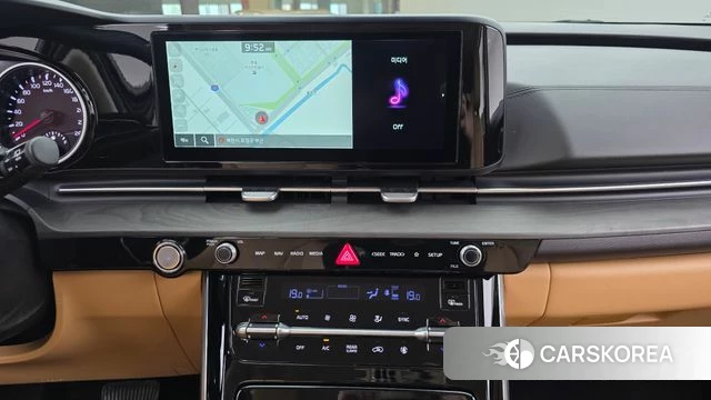 Kia Carnival 4th generation 2023 Черный из Кореи, фото 5
