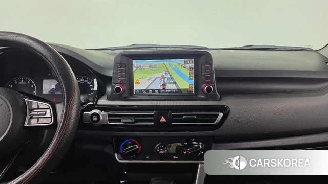 Kia Seltos 2021 Белый из Кореи, фото 5