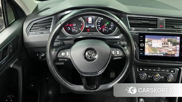 Volkswagen Tiguan second Generation 2020 Серый из Кореи, фото 5