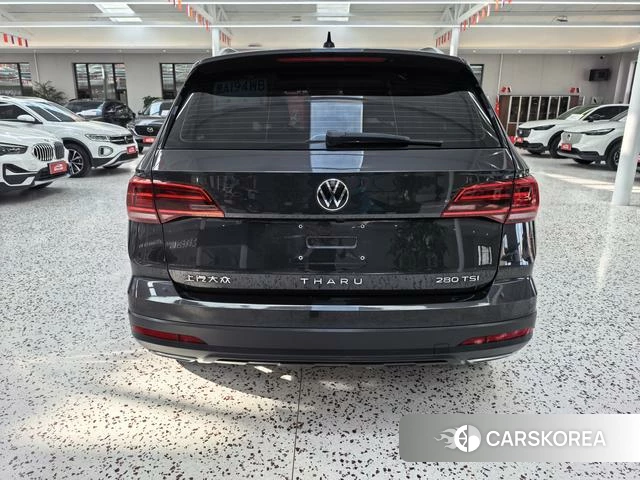 Volkswagen Tharu 2022 Темно-серый из Китая, фото 5