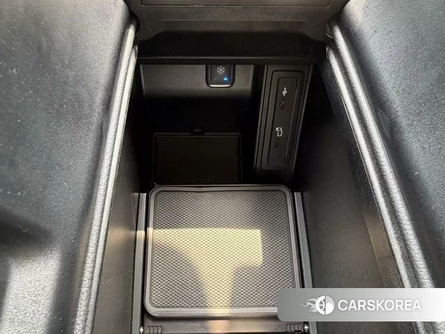 Mercedes-Benz V-Class 2022 Белый из Китая, фото 5