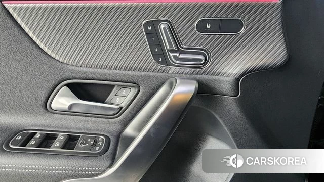 Mercedes-Benz A-Class W177 2026 Черный из Кореи, фото 5