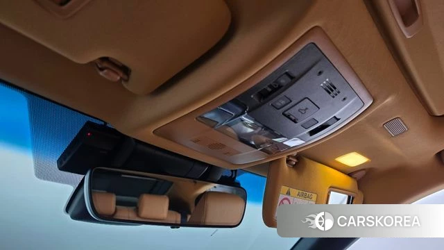 Lexus ES300h 7th generation 2023 Черный из Кореи, фото 5