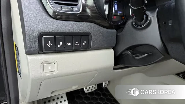 Kia The New Carnival 2018 Серый из Кореи, фото 5