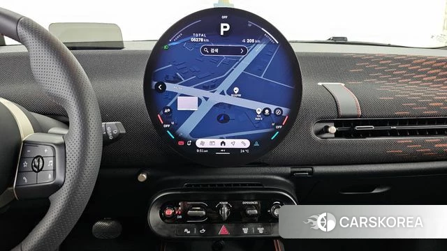 Mini Cooper Electric 4th Generation 2025 Черный из Кореи, фото 5